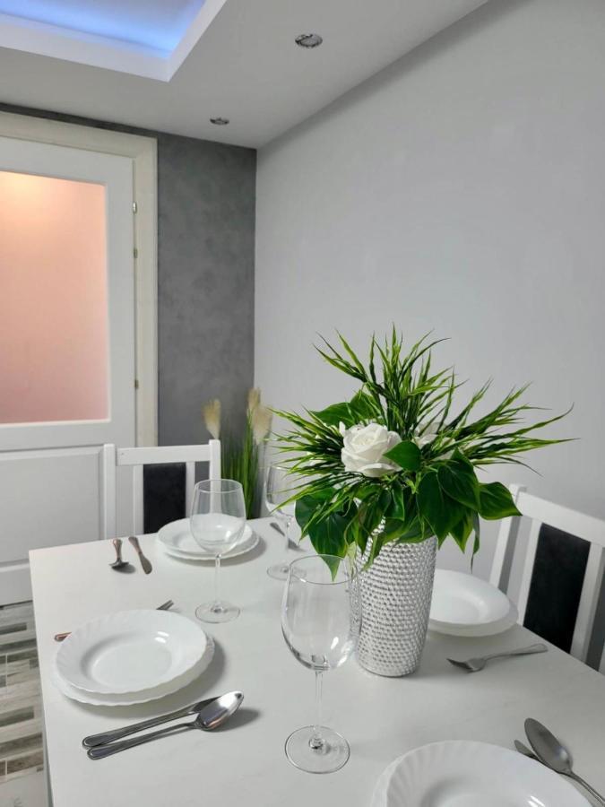 Studio Delux Giurgiu Exterior foto